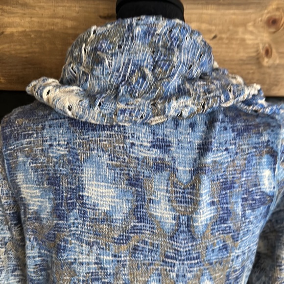 Like New Alberto Makali Cowl Neck Wool Dress Shirt Sz M - Picture 4 of 5